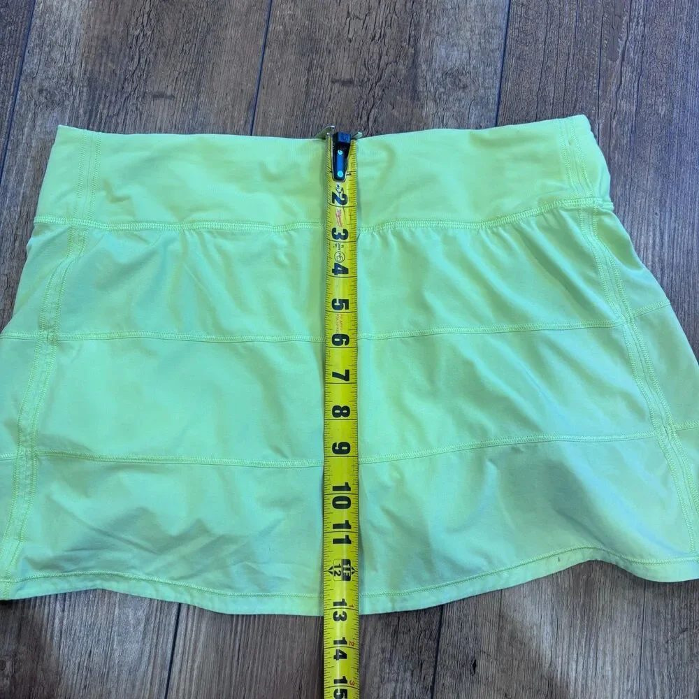Lululemon Pace Rival Mid-Rise Skirt in Neon Green/Yellow Size 8 Athletic Outdoor - Picture 8 of 8
